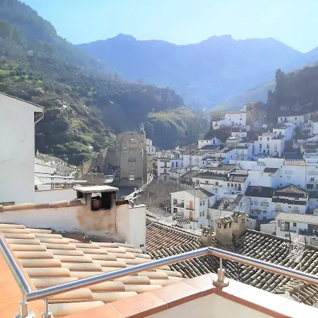 LA CASA DE LA PINTORA DE CAZORLA,ideal para familias y grupos grandes-3